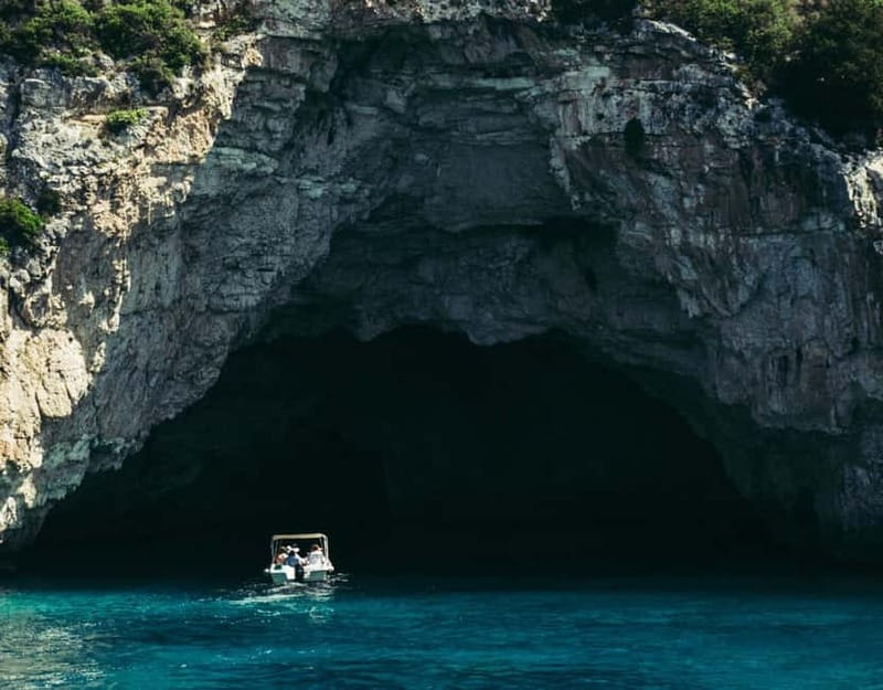 Best Corfu Tour for First Time Visitors - Cruise-port comfort and the small-vehicle advantage