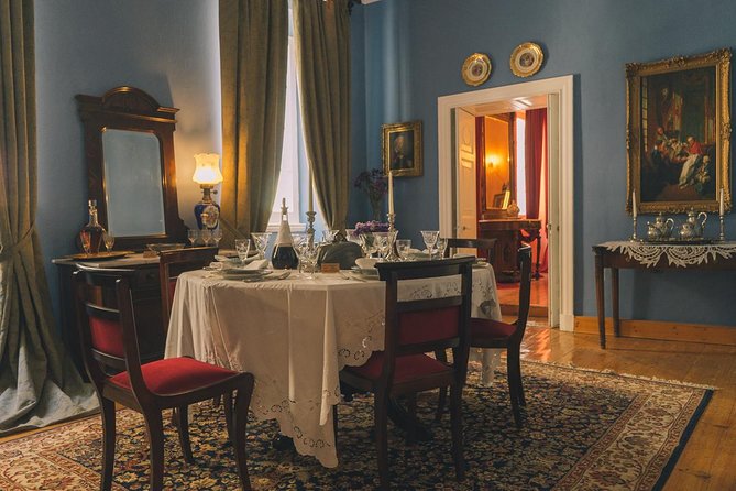 Casa Parlante Historical Museum Tour in Corfu - Location near Spianada Square and Liston: plan a tight Old Town route
