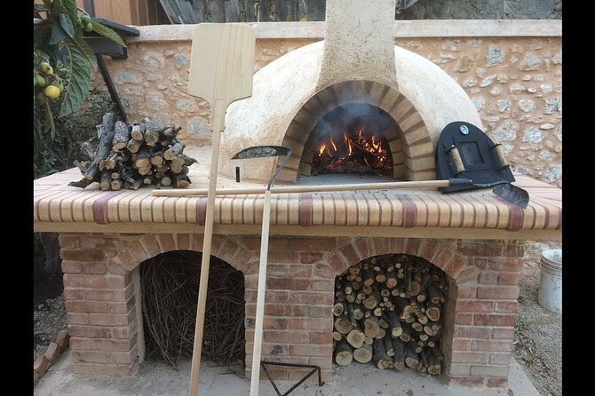 Cooking Classes and olive oil tasting.The real taste of Greece! - The city walk: New Fortress entrance and the Jewish quarter