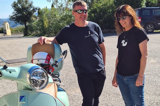 Corfu 300cc Vespa Scooter Rental - Why a 300cc automatic Vespa makes Corfu easier to enjoy