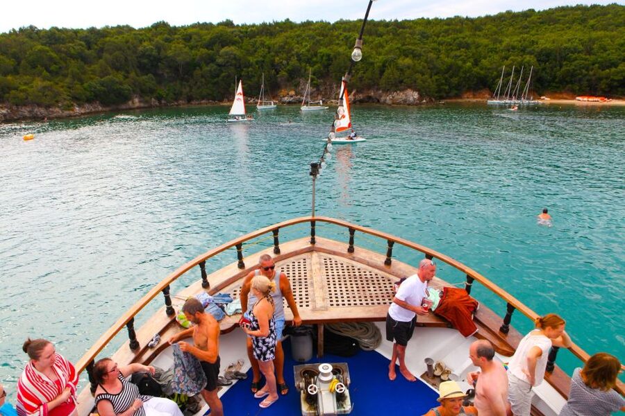 Corfu: Day Cruise to the Blue Lagoon with Visit to Syvota - Blue Lagoon swim time: what makes it the star stop