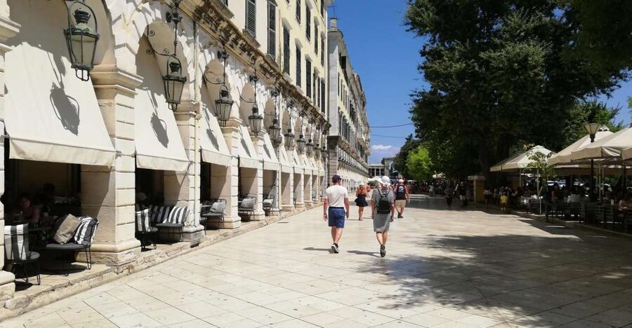 Corfu: Historic Buildings and Great Personalities Tour - Spianada Square and Liston: Where Public Life Meets Elegance