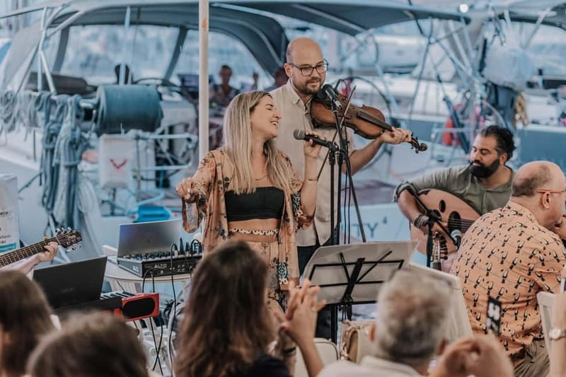 Corfu: Music Stories of a Corfiot Experience at the Marina - A night at Benitses Marina built around real Corfu music