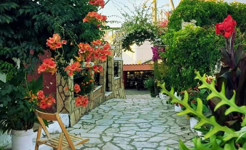 Corfu: Palaiokastritsa Swimming and Loggas Beach Sunset Tour - The optional boat cruise: caves, Blue Eye, and sea-life