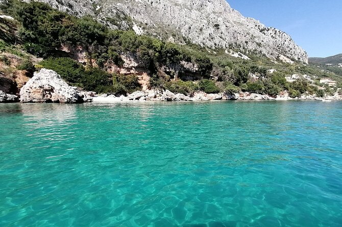 Corfu:Private sailing yacht cruise for up to 10 guests - Comfort and safety: what to expect from the skipper experience