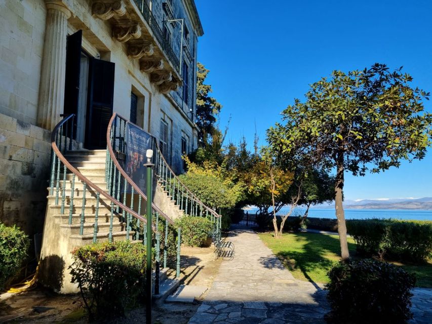 Corfu: Small Group City Walking Tour - The 14th-century fortress and Corfu’s past you can see
