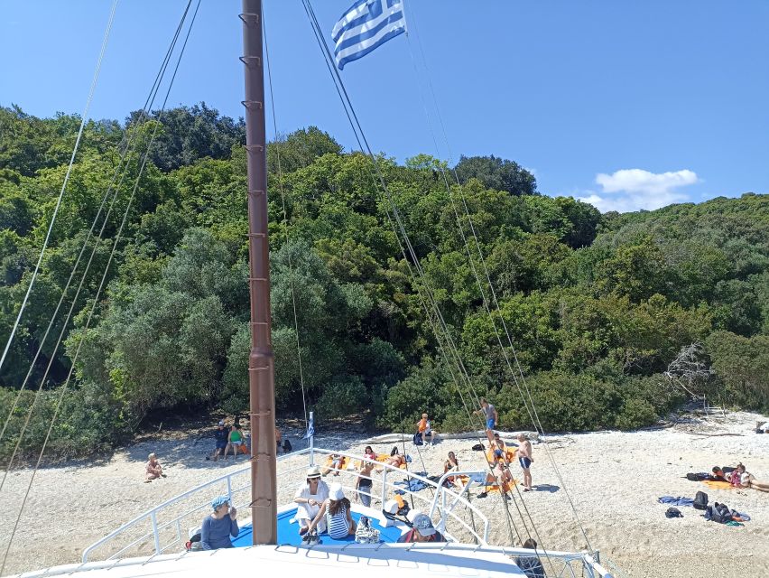 East coast cruise - Sightseeing and Lunch - Nissaki Cave and Agios Arsenios: quick swims that reset the day