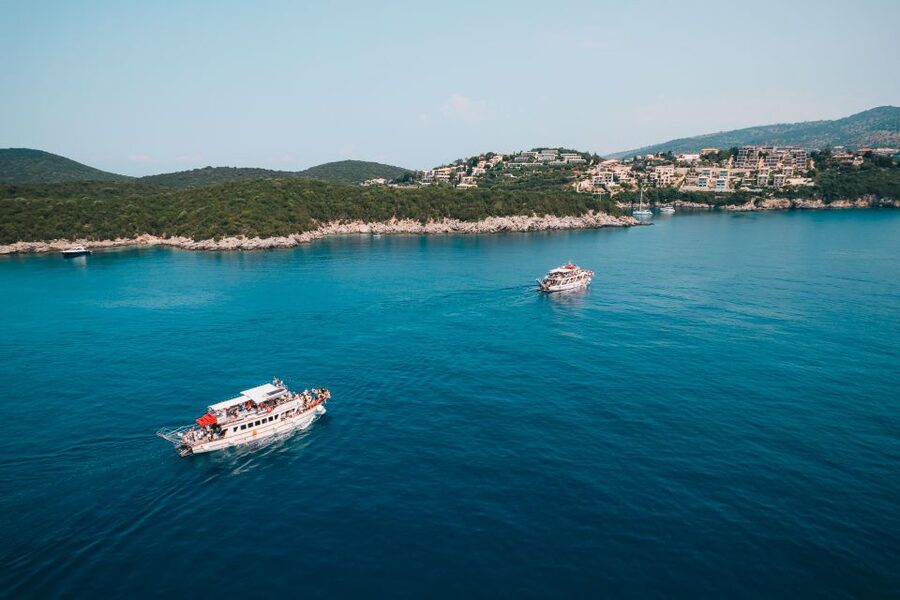 From Benitses/Lefkimmi: Blue Lagoon & Papanikolis Cruise - From Corfu to the Blue Lagoon: a day built around swimming and cave photos