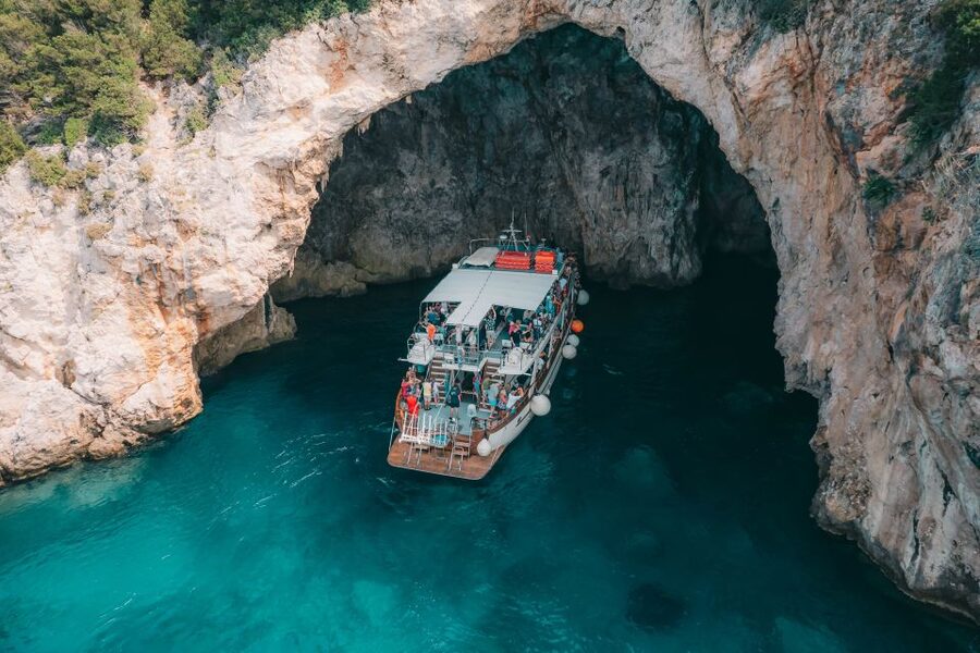 From Benitses/Lefkimmi: Blue Lagoon & Papanikolis Cruise - Pickup, meeting points, and what you should actually do