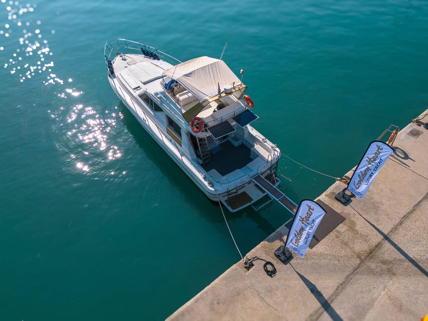 From Corfu: Luxury Yacht Cruise to Paxos and Antipaxos - The 6-hour rhythm: how the day flows on the water