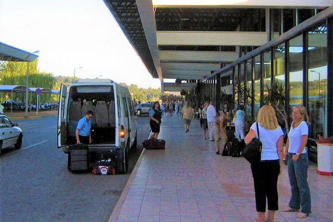 Private Airport Transfer Service in Corfu - Why a private Corfu transfer beats the airport scramble