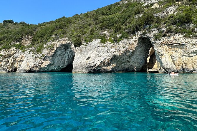 Private Skippered cruise from Corfu to Paxos/Antipaxos islands - Antipaxos beaches: Voutoumi, Vrika, and Mesovrika in a tight window
