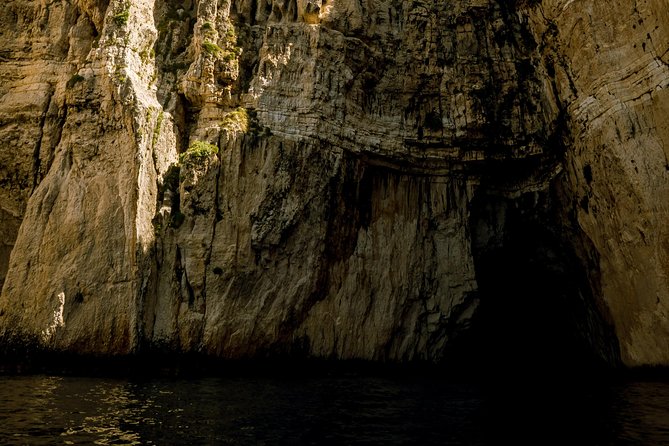 Private Skippered cruise from Corfu to Paxos/Antipaxos islands - Getting aboard in Corfu: the 10:00am port meet-up
