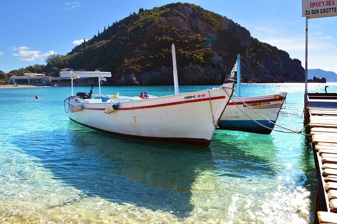 Private tour to Palaiokastritsa beach and Lakwnes village - Who should book this Palaiokastritsa + Lakones private day?