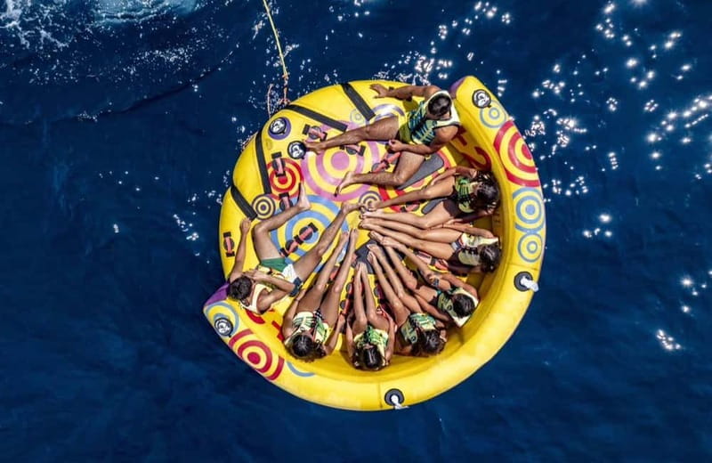 Sidari: Crazy Sofa Water Tube Ride - What Happens Before You Ride: Briefing and Life Jacket