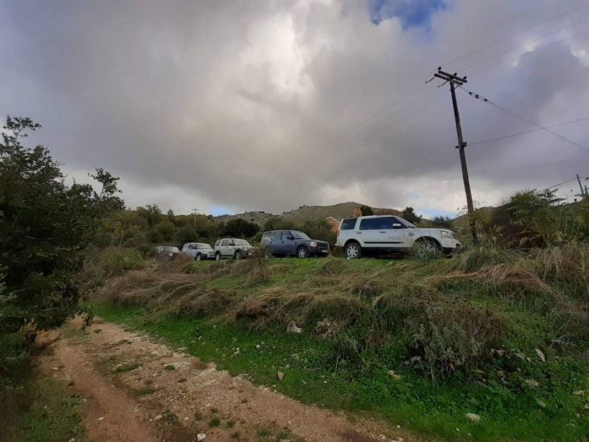 South to Northwest Corfu 4x4: Coastal Dreams &Village Charms - Traditional platters lunch: included, and worth planning for