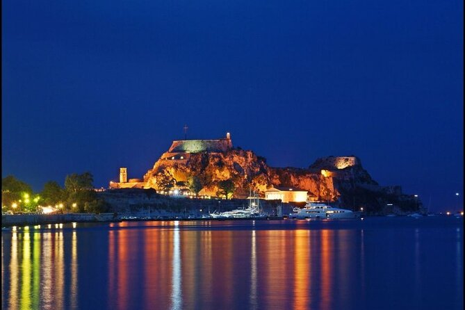 Sunset boat trip to Mouse Island - Kanoni peninsula: where the coastline tells a story